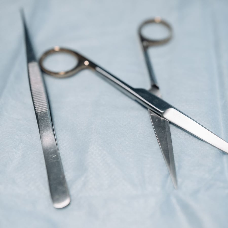 Iris Scissors 115mm, Sharp/Sharp Curved, Micro-Fine